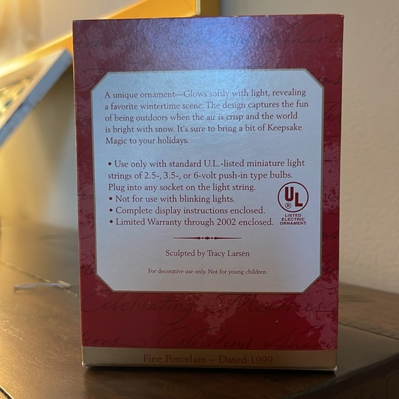 Let It Snow Hallmark Ornament 1999 - Picture 3 of 5